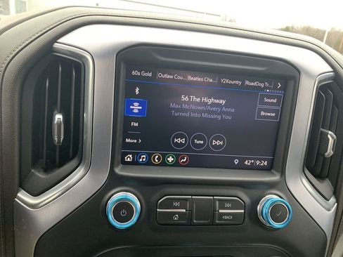 Used 2019 GMC Sierra 1500 SLT w/ SLT Premium Package image 17