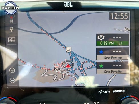 Used 2018 Toyota Camry XSE image 30