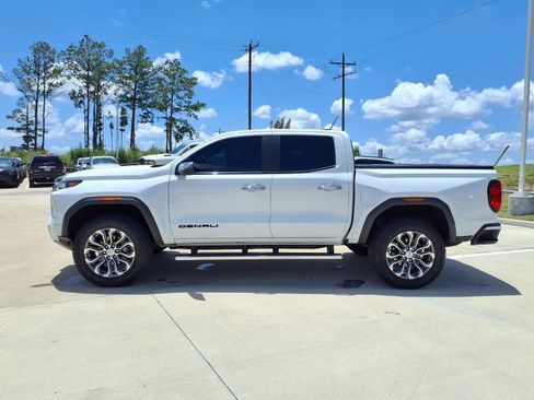 Used 2023 GMC Canyon Denali AWD/4WD image 8