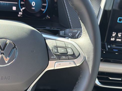 New 2026 Volkswagen Atlas Cross Sport SEL R-Line image 27