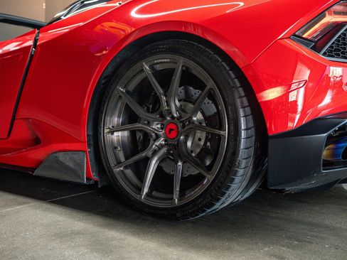 Used 2018 Lamborghini Huracan LP 580-2 RWD image 18