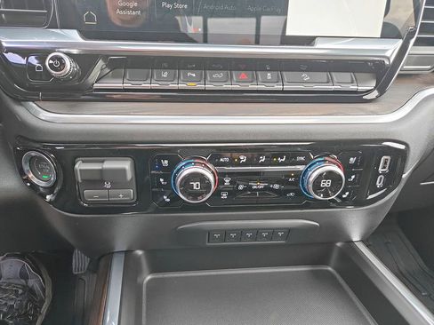 New 2026 GMC Sierra 2500 SLT w/ SLT Premium Package AWD/4WD image 25