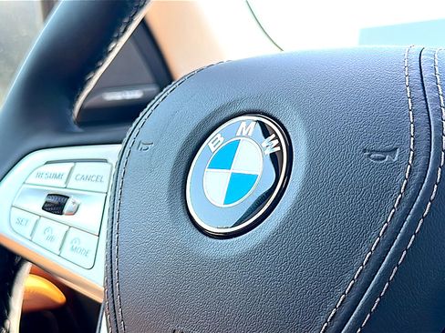 New 2027 BMW X7 xDrive40i AWD/4WD image 22