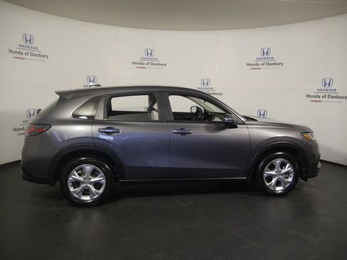 Used 2024 Honda HR-V LX image 3