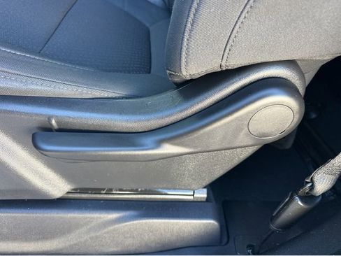 Used 2021 Chevrolet Silverado 1500 W/T w/ WT Value Package image 27