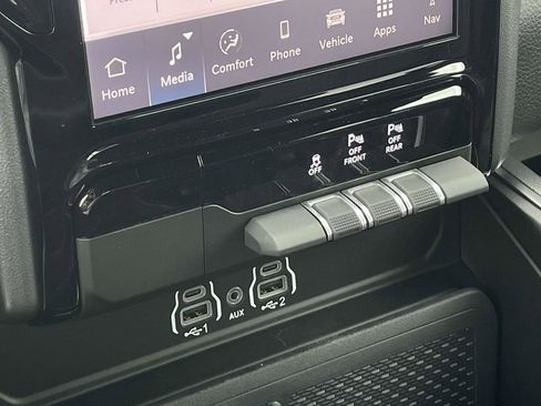 New 2025 RAM 1500 Big Horn image 37