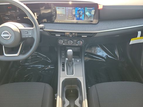 New 2026 Nissan Kicks S image 15