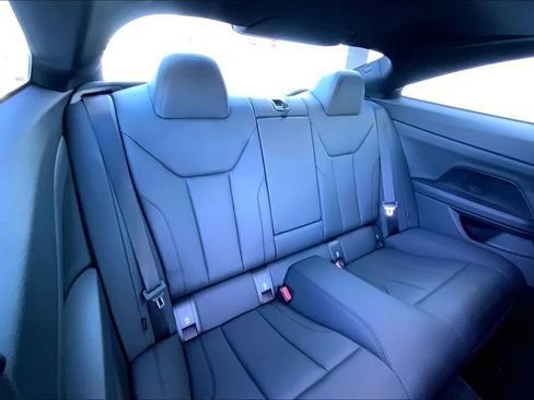 Used 2021 BMW 430i Coupe w/ Convenience Package image 26