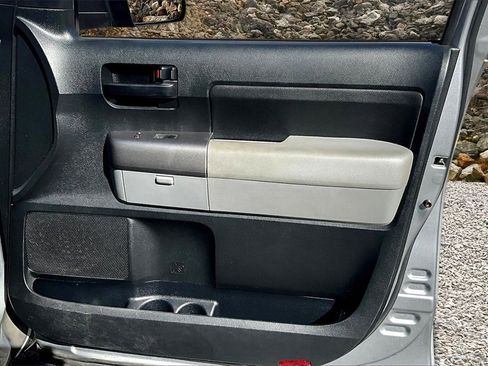 Used 2011 Toyota Tundra Grade image 22