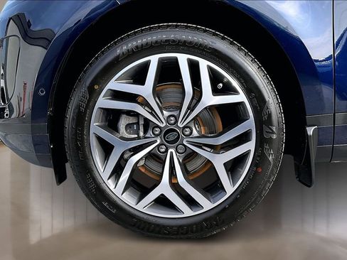 Used 2022 Land Rover Range Rover Evoque SE AWD/4WD image 32