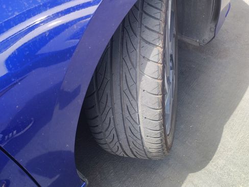 Used 2025 Hyundai Elantra Limited FWD image 8