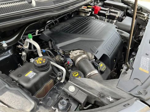 Used 2019 Ford Explorer Sport image 28