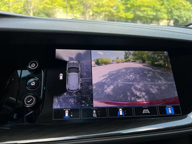 Used 2022 Buick Envision Essence w/ Technology Package II FWD image 41