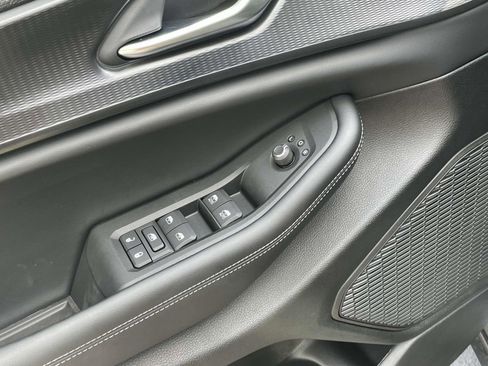 New 2025 Jeep Grand Cherokee Laredo image 26