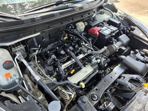 Used 2023 Nissan Kicks SV FWD image 14
