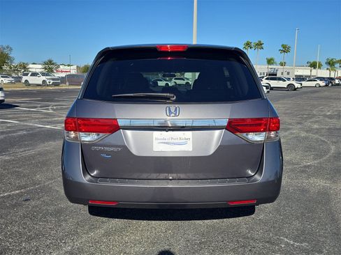 Used 2014 Honda Odyssey EX image 5