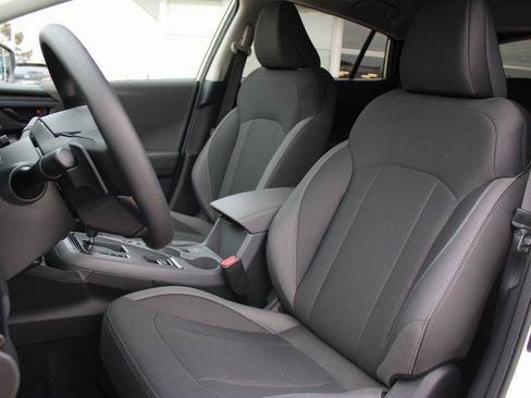 Used 2026 Subaru Crosstrek 2.0i Premium image 8