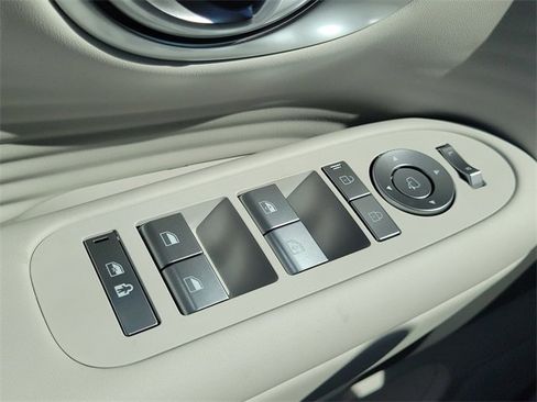 New 2026 Hyundai Ioniq 9 SEL image 15