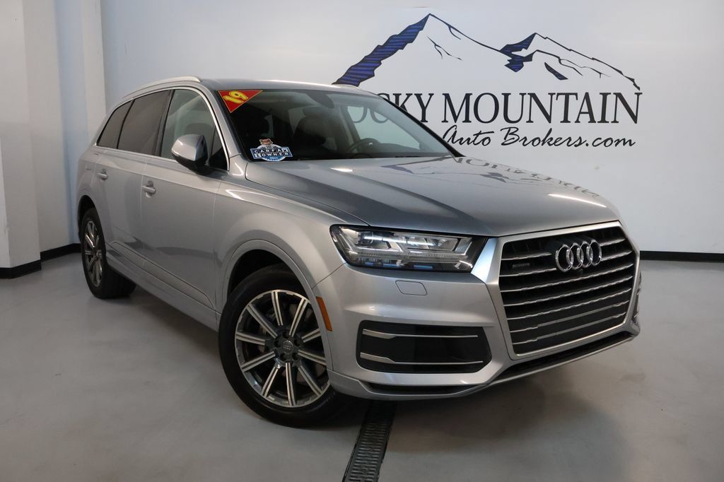 Used 2019 Audi Q7 2.0T Premium Plus w/ Premium Plus Package AWD/4WD 360° Tour