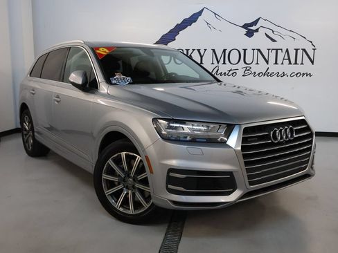 Used 2019 Audi Q7 2.0T Premium Plus w/ Premium Plus Package AWD/4WD image 1
