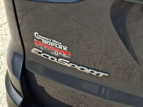 Used 2020 Ford EcoSport SE w/ SE Convenience Package FWD image 17