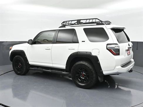 Certified 2022 Toyota 4Runner SR5 Premium w/ Moonroof Package RWD image 27