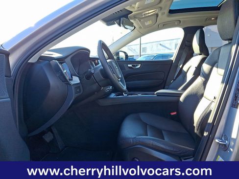 Certified 2025 Volvo XC60 B5 Plus image 14