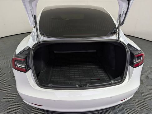Used 2018 Tesla Model 3 Long Range RWD image 7