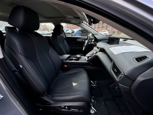 Used 2025 Acura TLX w/ Technology Package FWD image 12