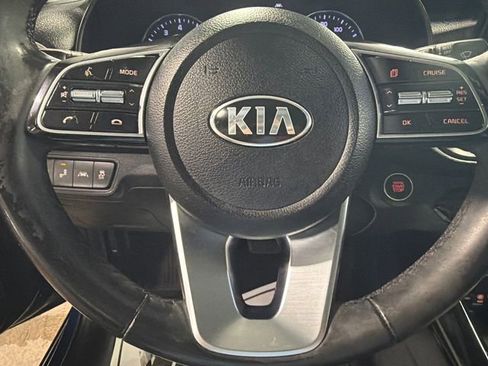 Used 2021 Kia Forte EX image 11