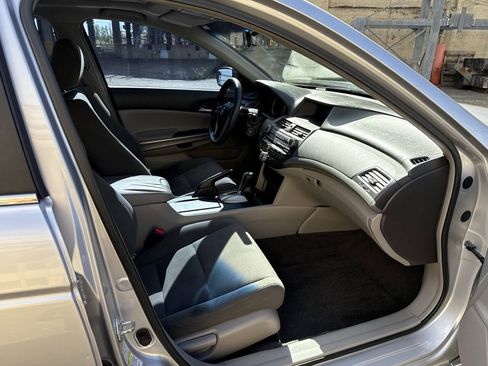 Used 2008 Honda Accord EX image 59