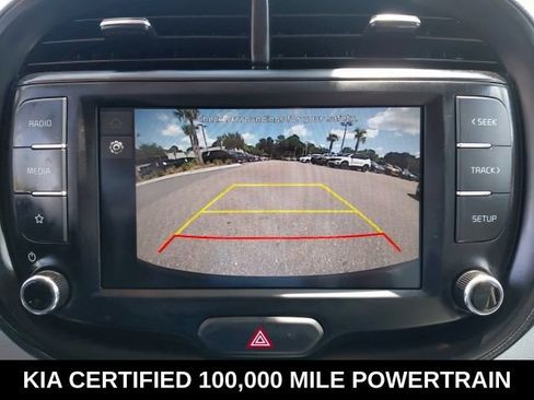 Certified 2025 Kia Soul LX w/ LX Technology Package FWD image 16