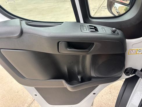 Used 2024 RAM ProMaster 2500 w/ Convenience Group FWD image 20