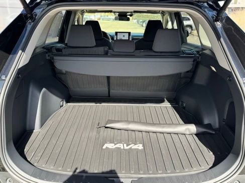 Certified 2025 Toyota RAV4 XLE w/ Convenience Package image 39