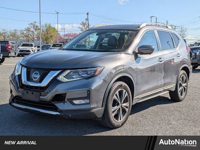 Used 2017 Nissan Rogue SL w/ SL Premium Package