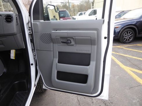 Used 2013 Ford E-350 and Econoline 350 XL w/ PWR Windows & Locks Group image 23