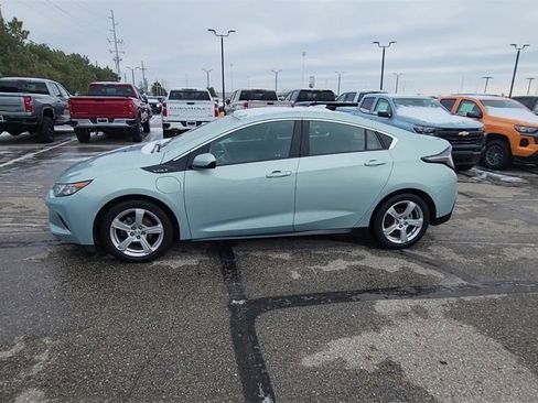 Used 2018 Chevrolet Volt LT w/ Comfort Package image 5