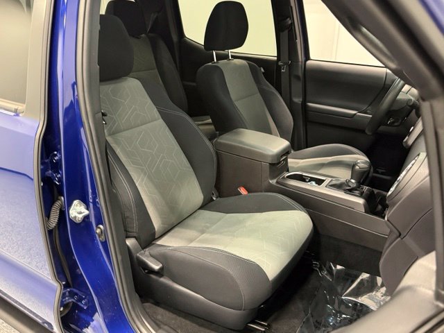 Used 2023 Toyota Tacoma TRD Sport w/ Technology Package AWD/4WD image 30