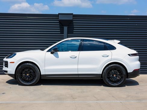 Certified 2026 Porsche Cayenne Coupe AWD/4WD image 2