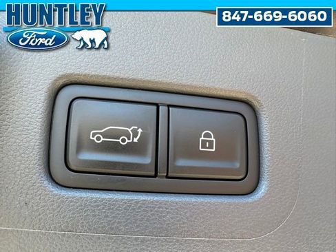 Used 2025 Hyundai Santa Fe SEL AWD/4WD image 12