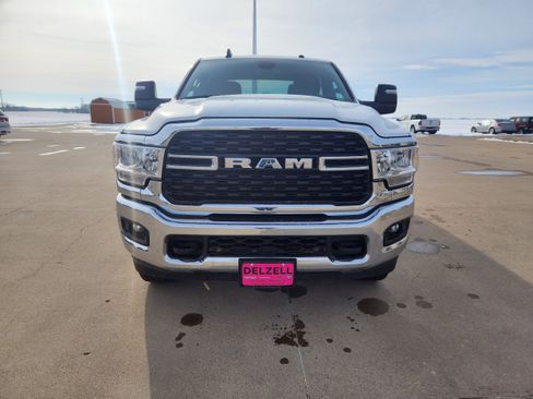 Used 2024 RAM 2500 Big Horn w/ Bed Utility Group image 3