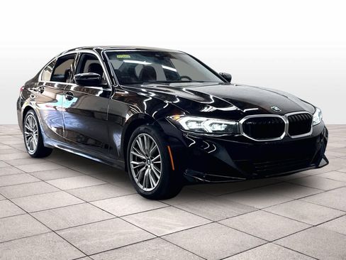 Used 2024 BMW 330i Sedan w/ Convenience Package RWD image 2