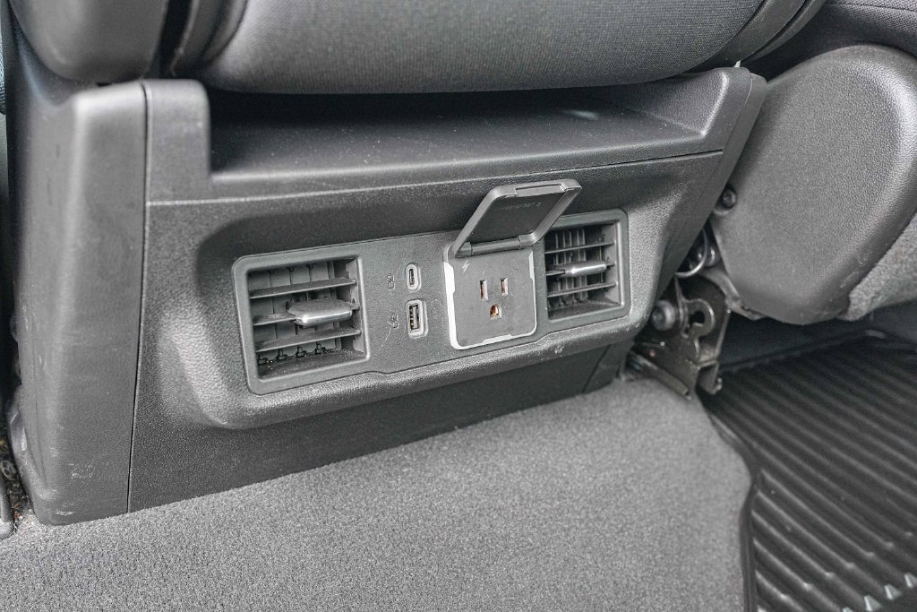 Used 2025 Chevrolet Silverado 2500 LT w/ Convenience Package AWD/4WD image 21