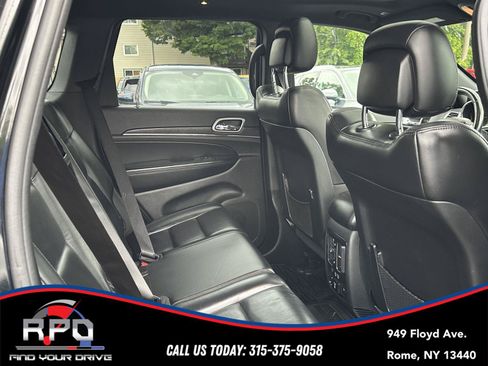 Used 2018 Jeep Grand Cherokee Limited AWD/4WD image 31