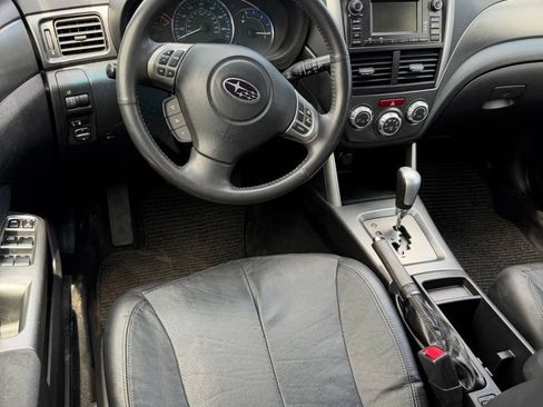 Used 2011 Subaru Forester 2.5X Limited AWD/4WD image 5