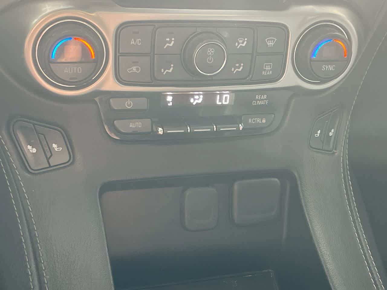 Used 2019 Chevrolet Suburban LT AWD/4WD image 19