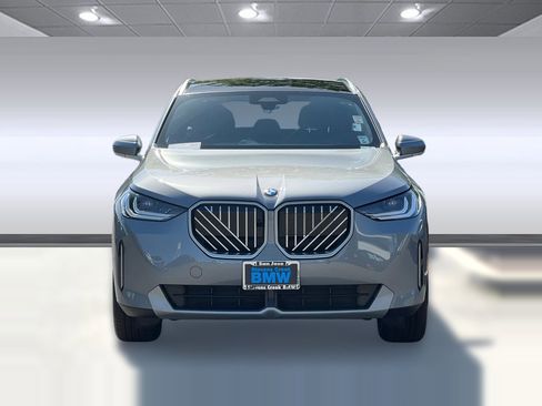 Used 2025 BMW X3 xDrive30 w/ Premium Package AWD/4WD image 5