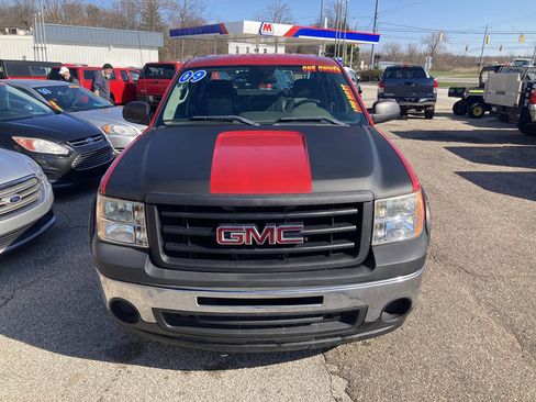 Used 2009 GMC Sierra 1500 W/T RWD image 3