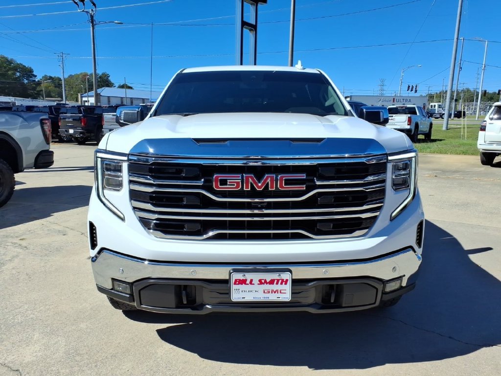 Used 2024 GMC Sierra 1500 SLT w/ SLT Premium Plus Package AWD/4WD image 2