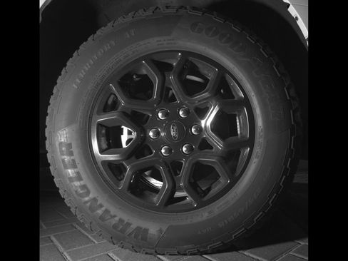 Certified 2025 Ford F150 XLT w/ Equipment Group 301A Standard AWD/4WD image 9
